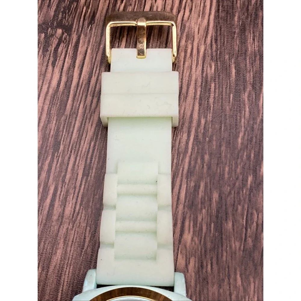 Unbranded Mint Green And Gold Women's Watch New Battery Working